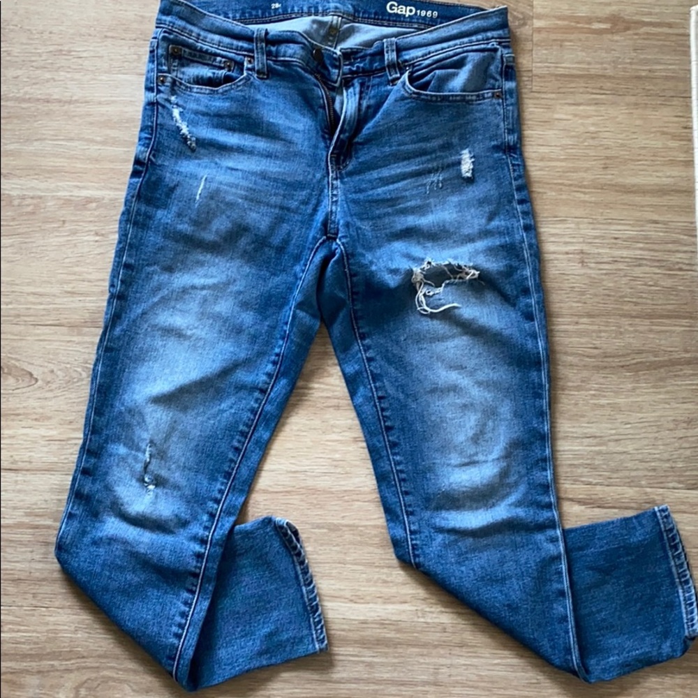 Gap distressed jeans. Size 28R
